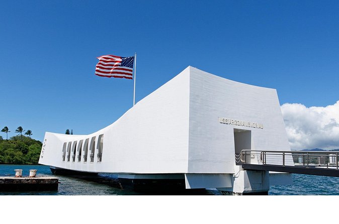 Pearl Harbor with USS Arizona and Hawaiian Kingdom History Tour - Pearl Harbor Historic Sites Visitor Center and Road to War