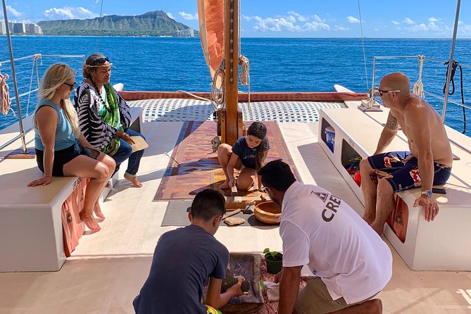 Polynesian Canoe Morning Sail - Hands-on food: poi and more while you sail