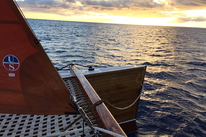 Polynesian Canoe Sunset Sail - The Food and Drinks: What “Light Refreshments” Really Means