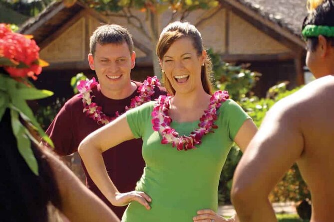 Polynesian Cultural Center: Gateway Buffet Package - Gateway Buffet dinner: live music, big choices, and a 360-degree mural hall
