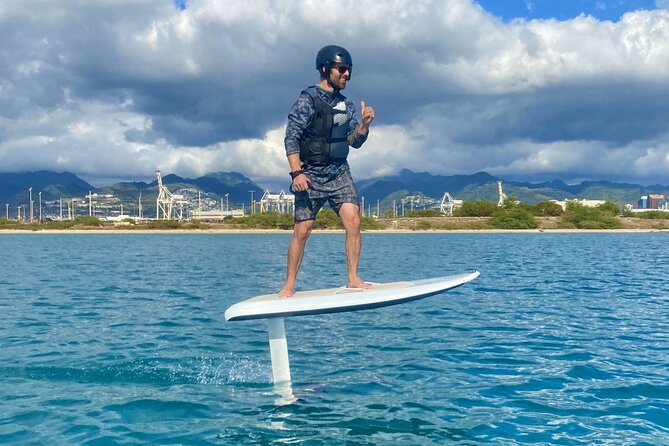 Premium eFoil Lesson near Waikiki - Gear, weight limits, and the photo add-on