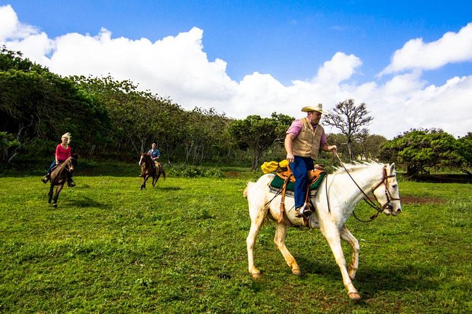 Private Advanced Trail Ride - Your Wranglers: Why Hannah and Paige Came Up So Often