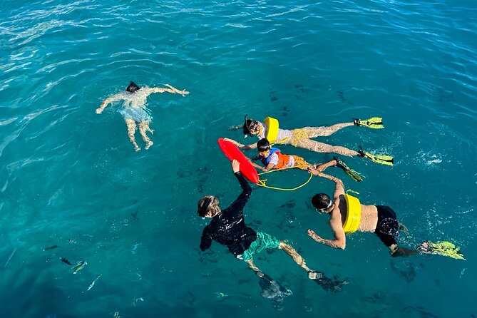 Private Boat Charter in Waikiki for Snorkeling and Events - A private Waikiki boat charter that actually fits your day