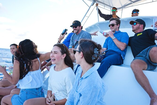 Private Boat Charter in Waikiki for Snorkeling and Events - Drinks, tipping, and the costs you should plan for