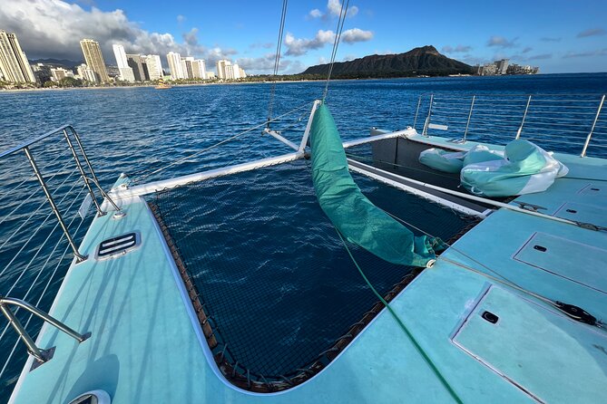Private Catamaran Charter in Waikiki (1-6 Guests) - Who this charter is best for