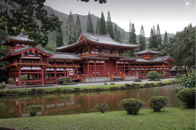 Private Circle Island Tour North Shore and East Side - Byodo-In Temple Hawaii in the Valley of the Temples