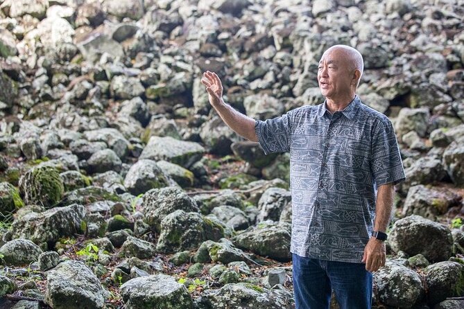 Private Customizable Grand Circle Island Tour of Oahu - Farms and Photo Stops: Macadamia Treats and Chinaman’s Hat Views