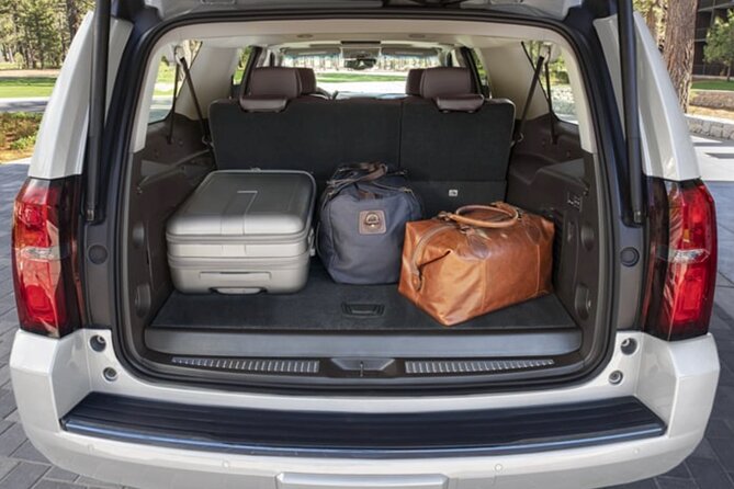 Private Luxury Escalade Transfer: HNL Airport & Cruise Ports - Vehicle Comfort and Group Size: What You Should Confirm Before You Go