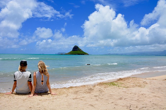 Private Oahu Van Tour - Kualoa Regional Park Photo Stop: Jurassic Park Valley Views