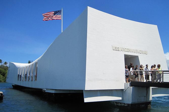 Private Pearl Harbor and Honolulu City Tour - How a private Pearl Harbor plus Honolulu loop saves your vacation time