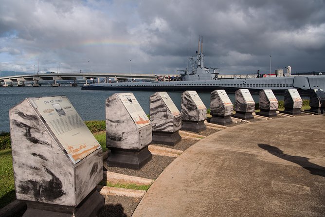 Private Pearl Harbor and Scenic Oahu Tour - Pearl Harbor plus scenery: why this combo makes sense