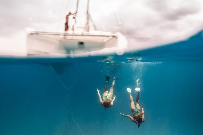 Private Snorkel Trip from Oahu on a Yacht - Lunch on wraparound decks, plus a hosted bar that actually feels vacation-like