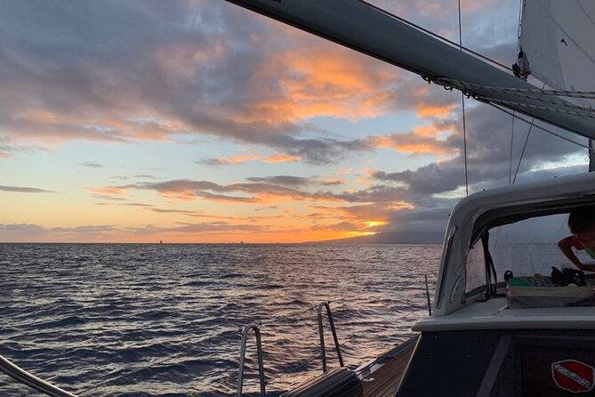 Private Sunset Boat Cruise in Waikiki Honolulu - On-board vibe: what a fishing boat trip actually feels like