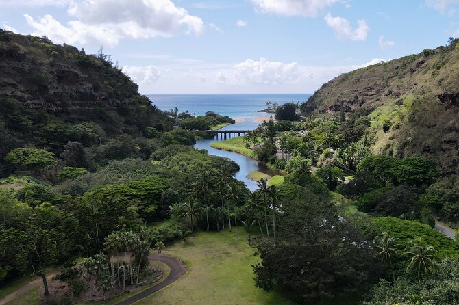 Private Tour Oahu including Waimea Waterfall-Customizable - Haleiwa Beach Park and the North Shore viewing feel