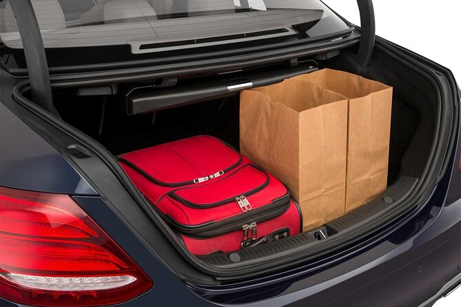 Private Transfer Honolulu Airport HNL to Waikiki by Sedan - From HNL arrivals to Waikiki, done the easy way