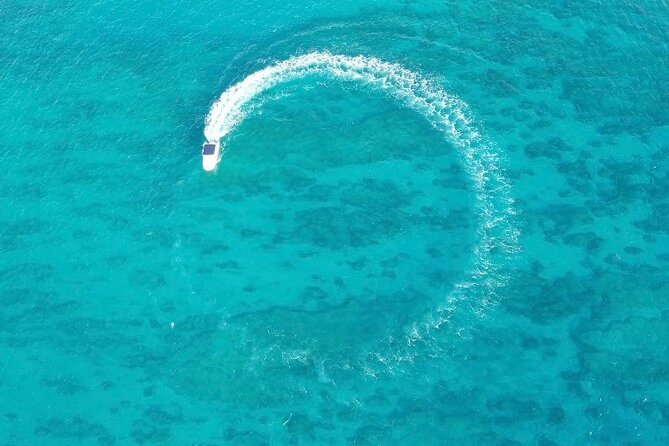Private Waikiki Boat Charter – Create Your Own Ocean Experience - The 2-hour route: Diamond Head offshore to Waikiki shoreline views