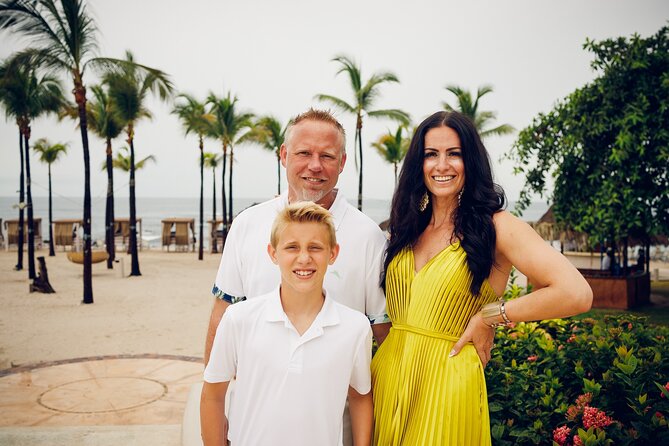 Professional Photo Shoot: Hire a Photographer in Honolulu - Price and value: is $190.07 per person worth it?