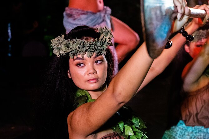 Queens Waikiki Luau with Dinner Buffet and Cultural Activities - The Polynesian Show and Fire-Knife Dancing: The Main Event