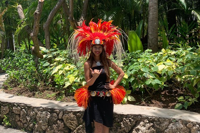 Small Group-Oahu Tour, Dole Plantation, Northshore, Sunset Beach - Dole Plantation in 30 minutes, what you can realistically do