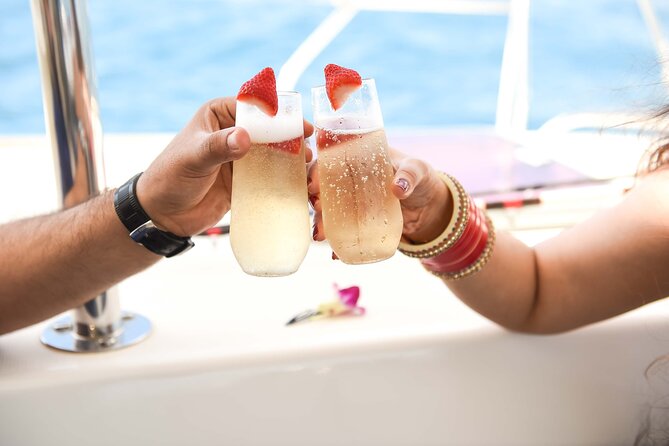 Small Group Yacht Sunset Cruise from Oahu - The yacht itself: why three bedrooms and lounge space matter