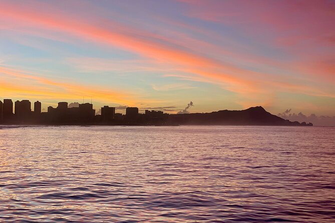 Sunrise Breakfast Cruise in Honolulu - Deck setup, trade winds, and what to bring