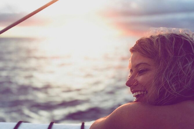 Sunset Boat Cruise: Swim and Cruise Waikiki - Snacks included, drinks cost extra, and the soda debate
