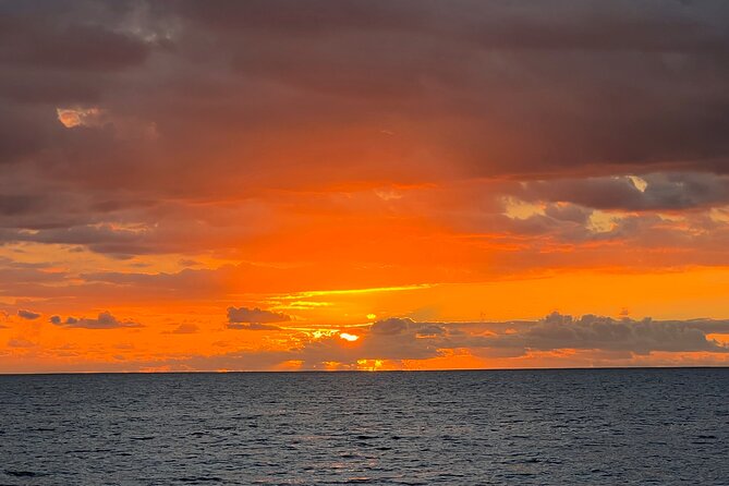 Sunset Cruise Waikiki - Golden Hour Cocktail Cruise - What Is Included: Soda, Snacks, and a Restroom That Saves Your Sanity