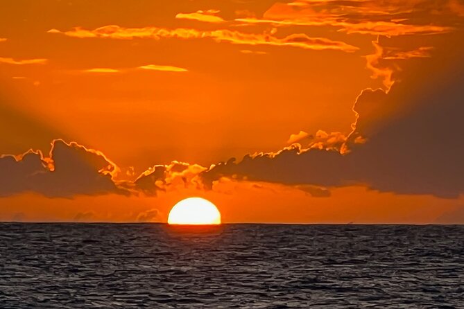 Sunset Cruise Waikiki - Golden Hour Cocktail Cruise - Where You Start at Living Ocean Tours (and Why It Matters)