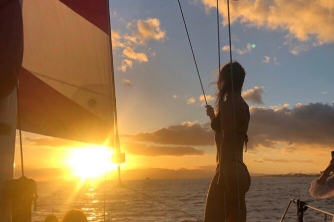 Sunset Cruise & Whale Watching from Oahu - Sunset colors: why the timing is the selling point