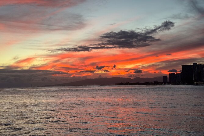 Sunset sail Aboard Manakai Catamaran - What to bring so your evening stays easy