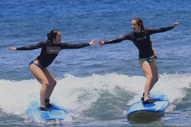 Surf lessons for beginners in Waikiki - The in-water part: how you actually get your first standing wave