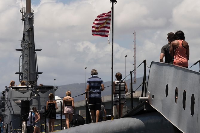 The Best of Pearl Harbor Full Day Tour - Pearl Harbor National Memorial: USS Arizona, USS Missouri, and Bowfin in One Flow