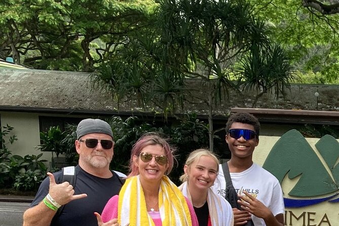 "The Dole Plantation" & "North Shore" Private Limousine VIP Tour! - Guides who help without taking over