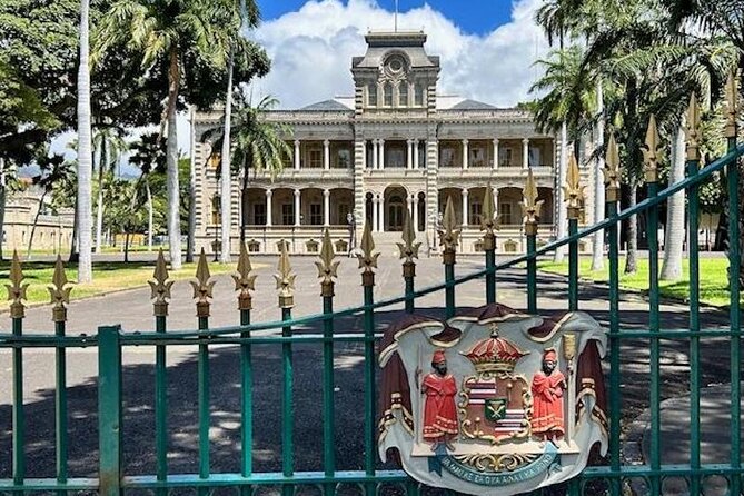 Through A Glass Darkly The Strange and Tragic History Of Honolulu - Key highlights at a glance