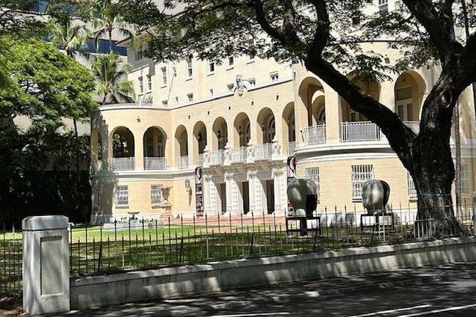 Through A Glass Darkly The Strange and Tragic History Of Honolulu - Is this tour worth it for your kind of travel style?
