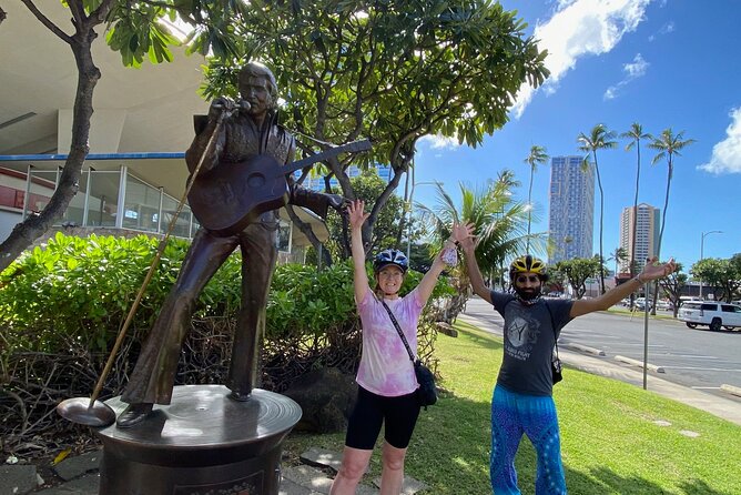 "Tour de Honolulu" Foodie Bike Tour - Mission Houses, Iolani Palace, and the open-air Hawaii State Capitol