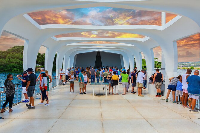 Tribute to Pearl Harbor Arizona Memorial and Honolulu City Tour - Getting Picked Up in Waikiki, Then Rolling North