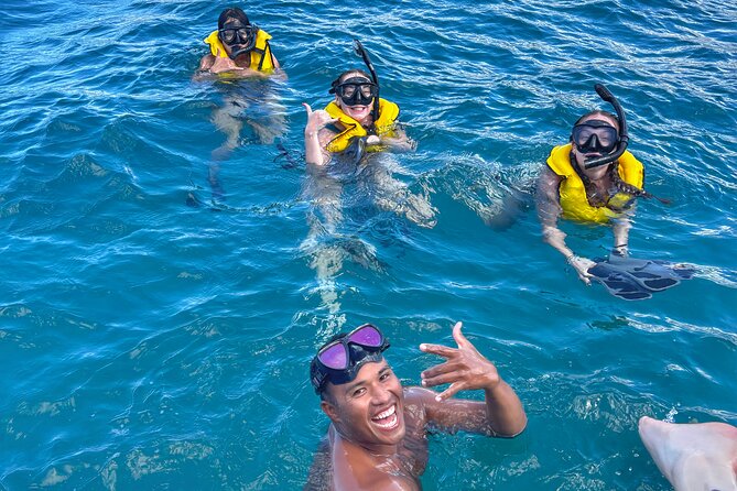 Turtle Canyon Snorkel Adventure - Small Group 6 Passengers - Why this Turtle Canyon snorkeling feels different in Waikiki