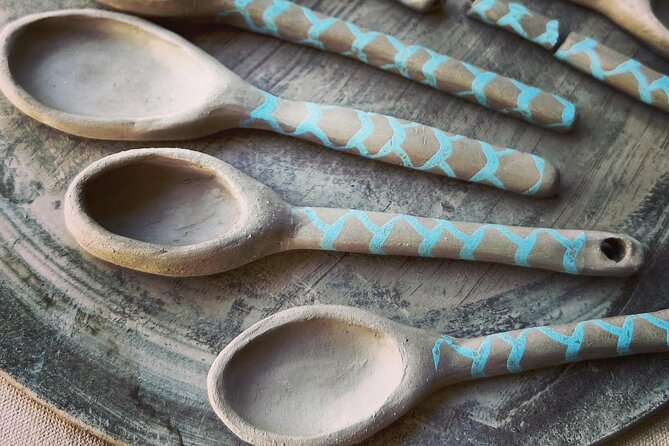 Two-hours handmade ceramic class, make your own souvenir Honolulu - Scheduling and booking early for a smoother trip