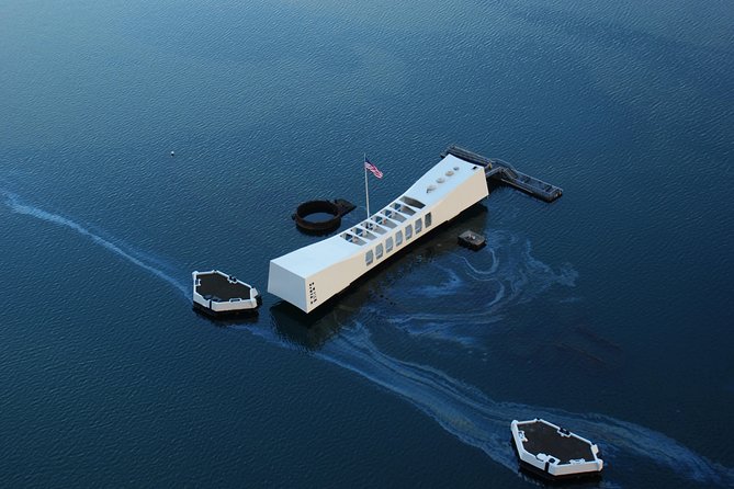 Unlimited Pearl Harbor Virtual Reality Experience - Timing and weather: how to plan your hour in Oahu