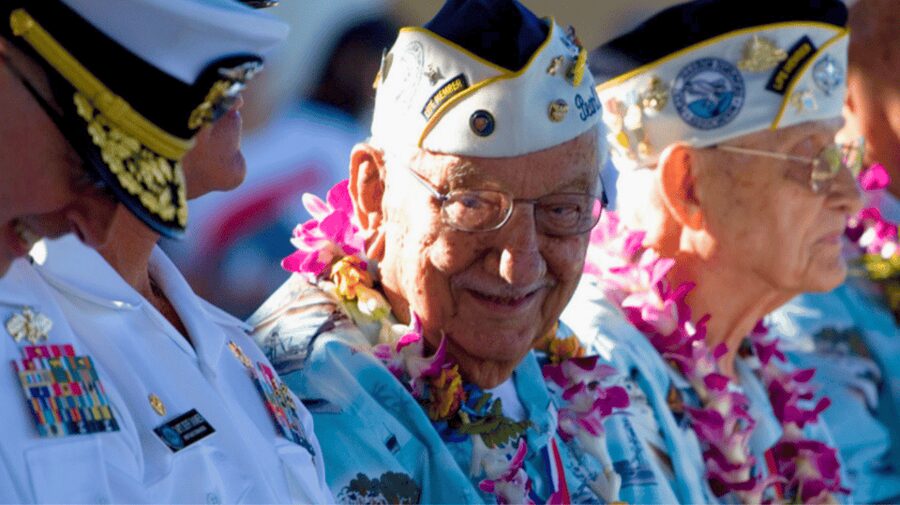 USS Arizona Memorial - Honolulu City - Pearl Harbor Tour - The USS Arizona Memorial boat ride: the guided hour that matters