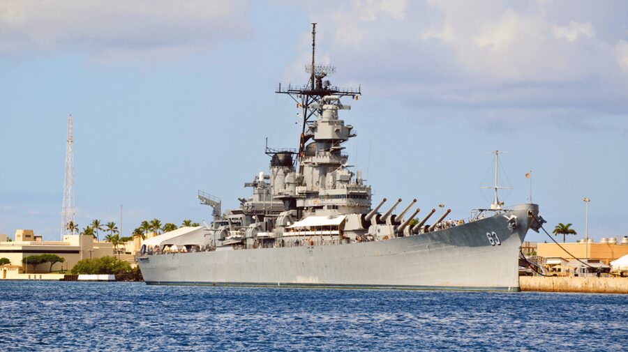 USS Arizona Memorial - Honolulu City - Pearl Harbor Tour - Two WWII museums included: use the time wisely