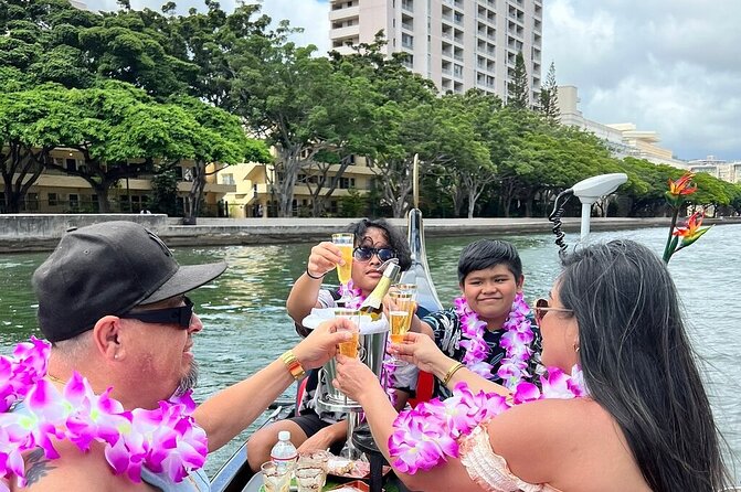 Valentine's Private Gondola Cruise in Waikiki with Drinks, Pastry - 9AM to 4PM vs sunset cruises: how the timing changes everything