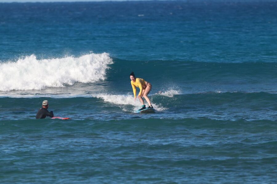 Waikiki Beach: Surf Lessons - What to bring for a smooth session