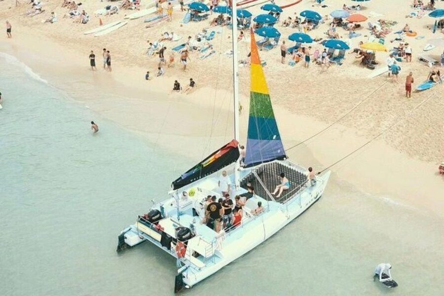 Waikiki Beach: Turtle Snorkeling and Sailing on Hāwea - What to bring for an easy morning at sea