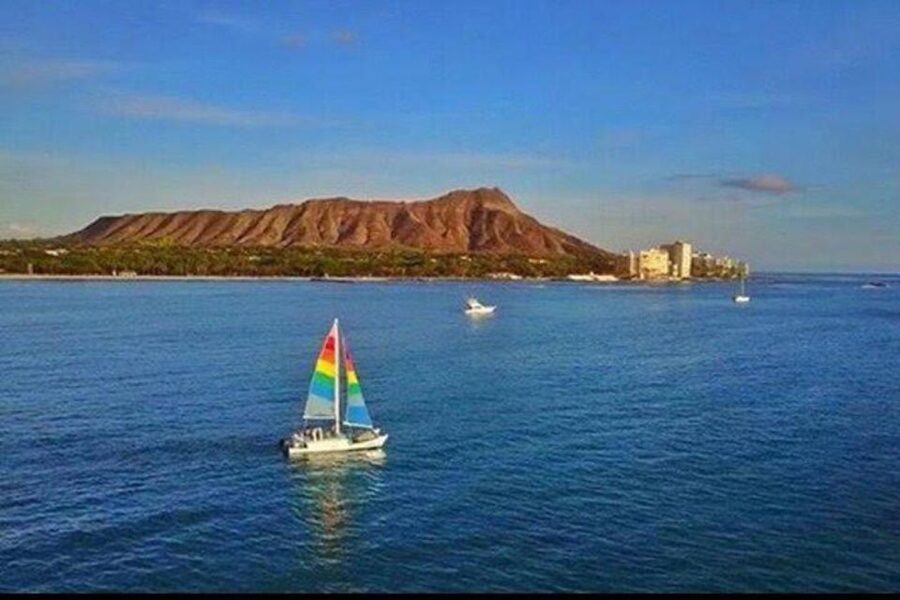 Waikiki Beach: Turtle Snorkeling and Sailing on Hāwea - Price and value: is $84 worth it?