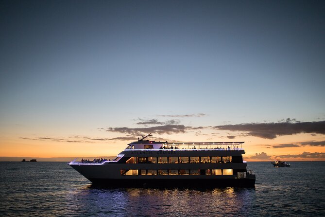 Waikiki Fireworks Cocktail Cruise - Who should book this cruise, and who should skip it