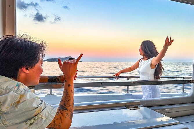 Waikiki Friday Fireworks Boat Cruise from Oahu - Meeting at Ala Moana: Close to Transit, Easy to Fit Into Your Day