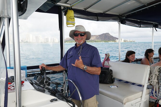 Waikiki Green Sea Turtle Snorkeling Tour - Boat Excursion - Timing and logistics: why arriving early matters here