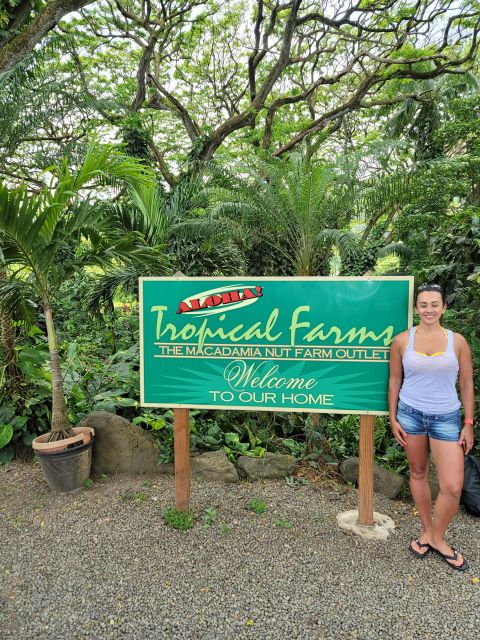 Waikiki: Oahu In a Day Circle Island Tour - Waimea Botanical Garden and waterfall: your $25 cash decision
